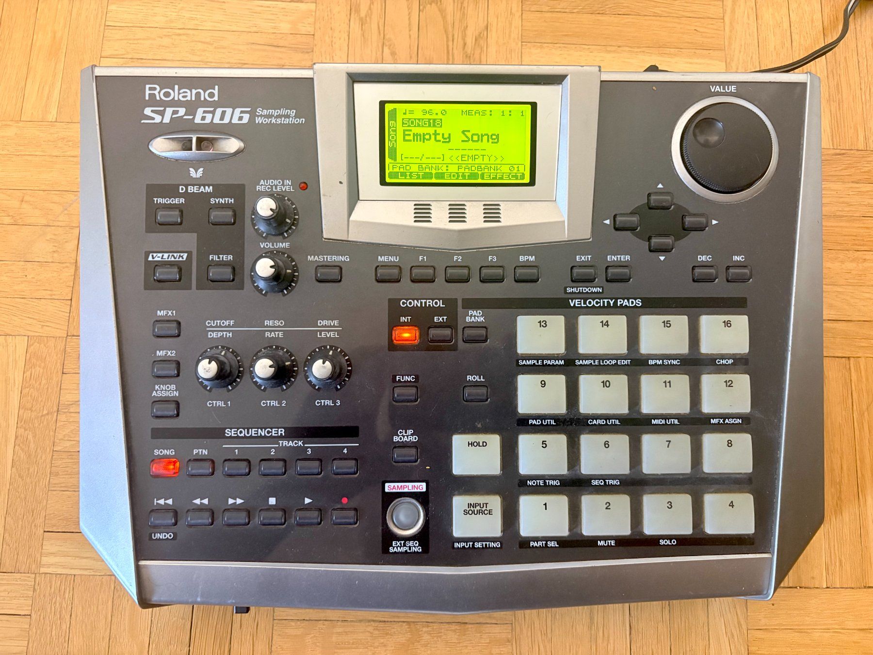 Roland Strumenti musicali: Roland SP-606 Sampling Workstation – Usato da Zürich venduto da plasticcup