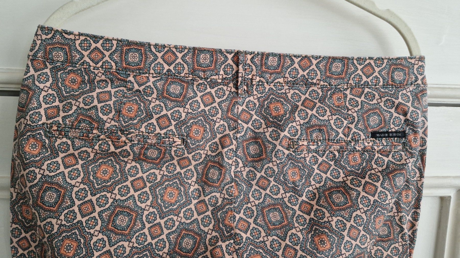 Maison Scotch Pantaloni: Tolle Maison Scotch Hose – Usato da Rütihof venduto da Teddy1985 2