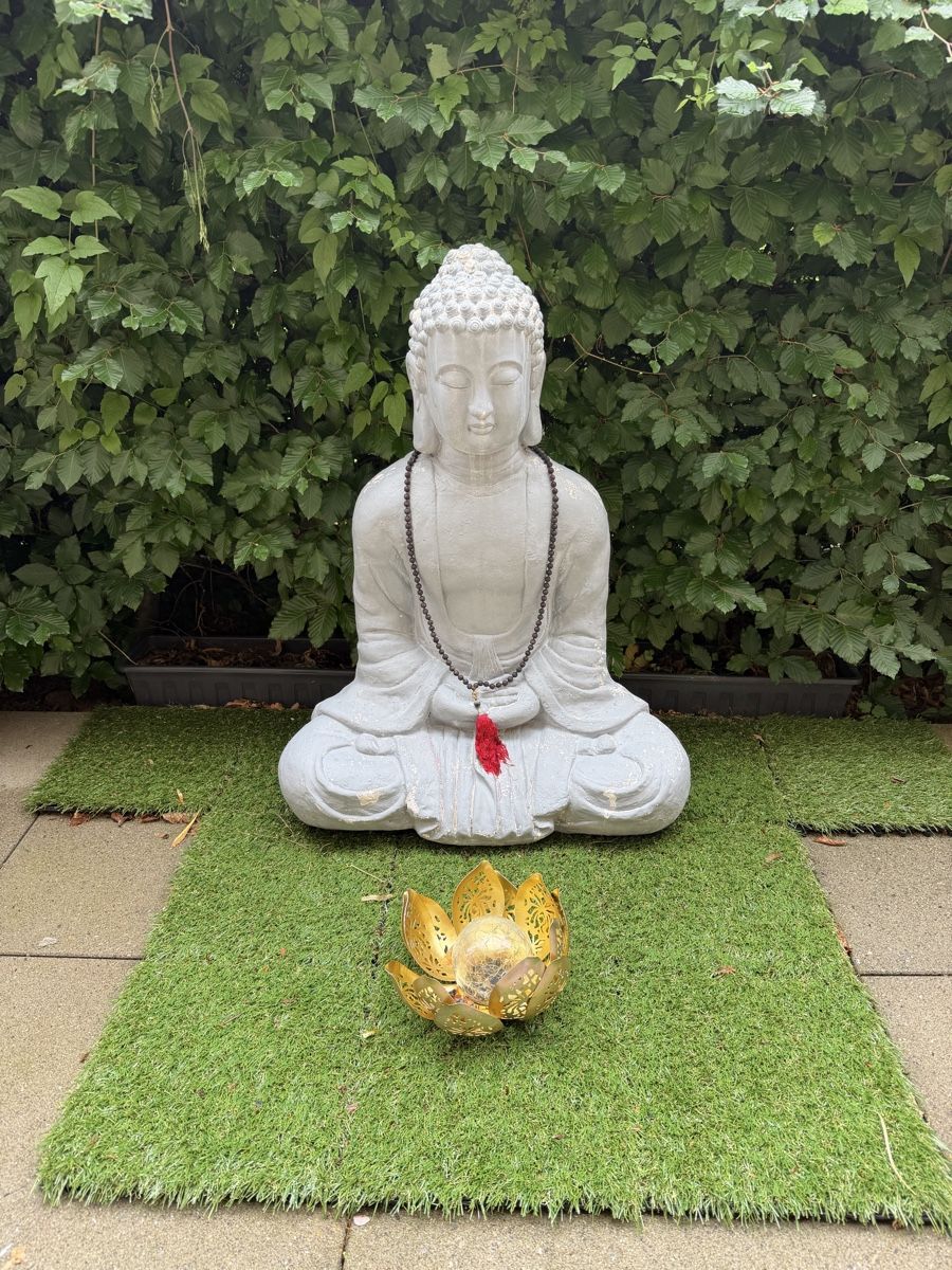 Statuette: Buddha-Statue für Garten, Terrasse oder Meditationsraum – Usato da Embrach venduto da cvo_gcr6