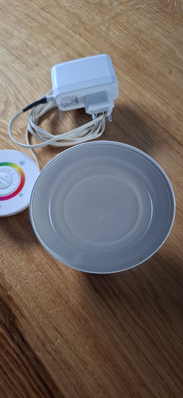 Philips Lampade: Philips Living color weiss – Usato da Guntershausen venduto da Jtattoo 2