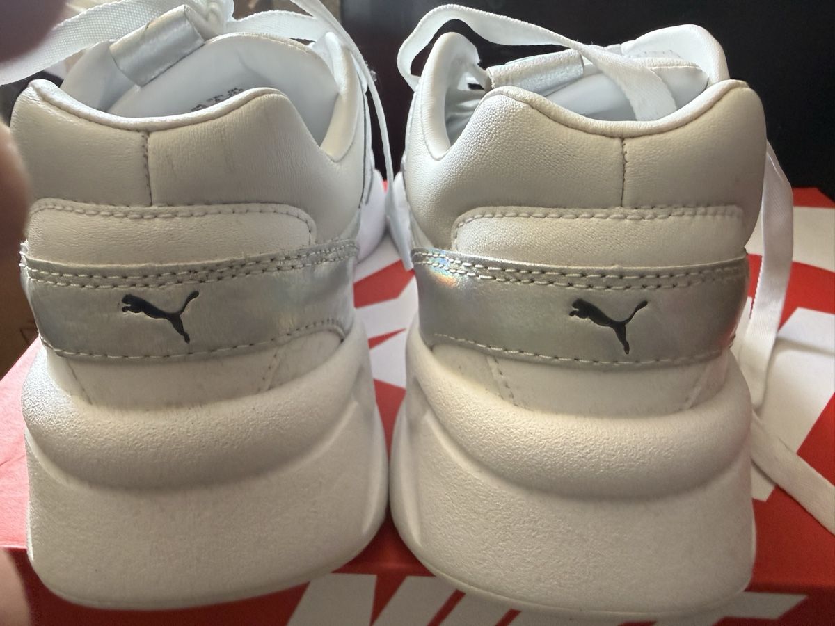 Puma Scarpe da uomo: Puma 38,5 top Zustand  – Nuovo (secondo la descrizione) da Kreuzlingen venduto da Bozzo75 8