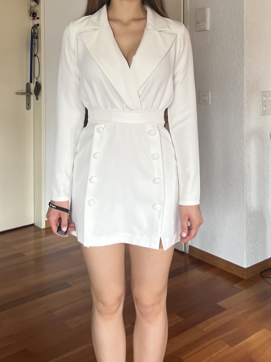 Kleider: Elegant white dress – Neu (gemäss Beschreibung) aus Zürich von eli_t8nw 3