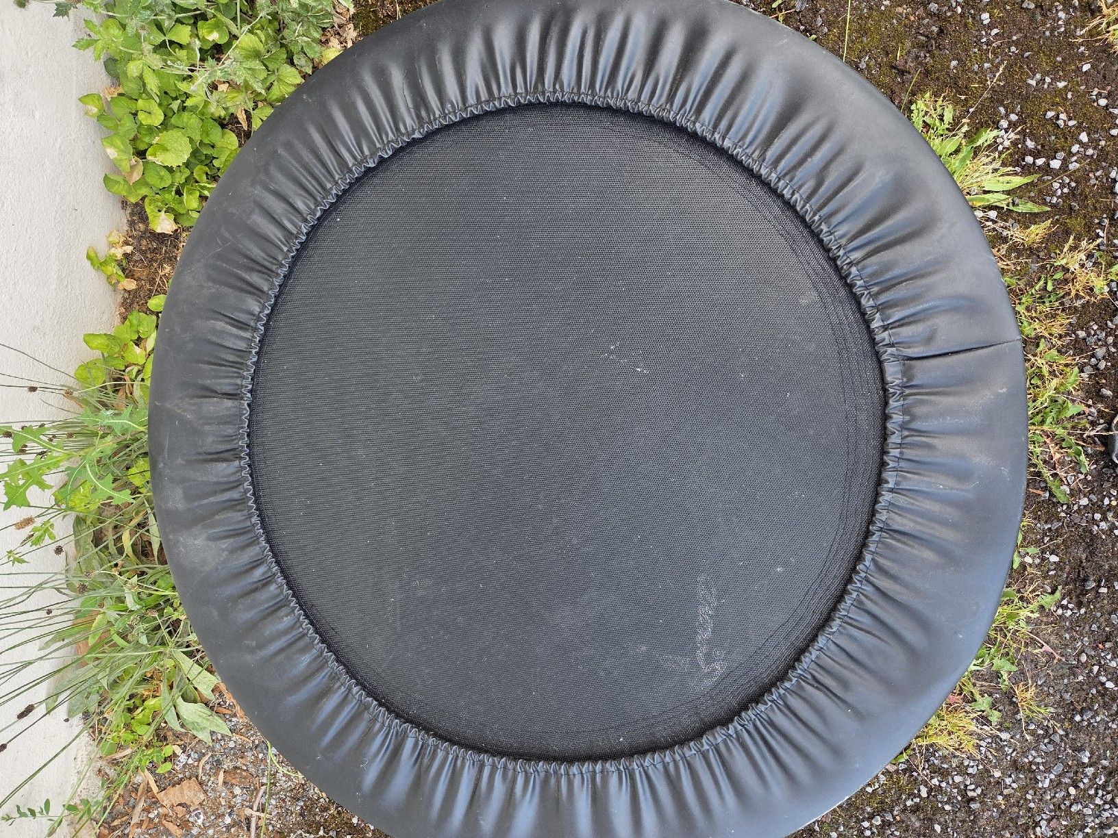 Trampolini: schwarzes Kindertrampolin – Usato da Wädenswil venduto da weihpos 1