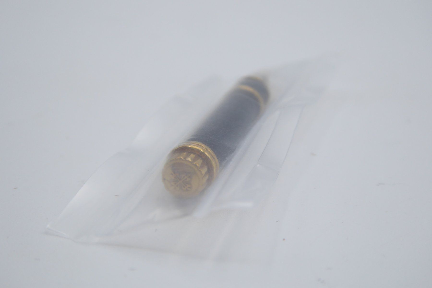 Patek Philippe Uhren: Patek Philippe Pin Pusher Yellow Gold – Neu und originalverpackt aus Geneve von adr_xk6n 2