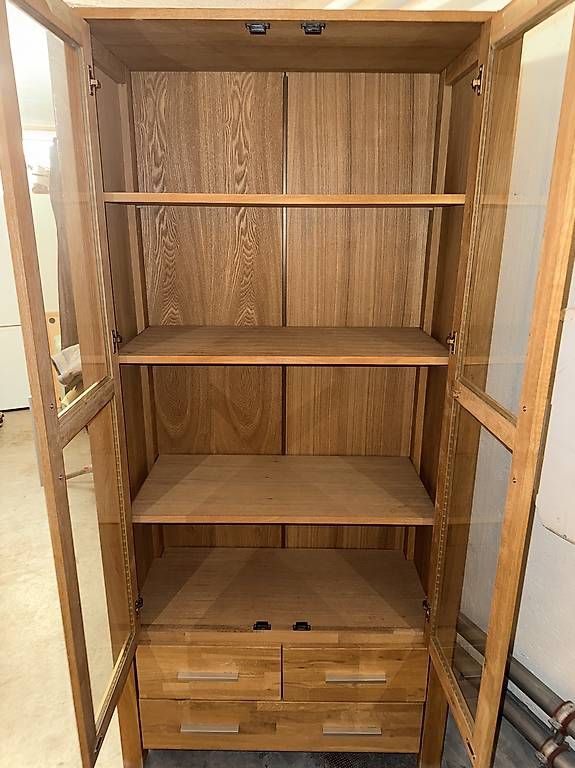 Vitrinen: Vitrine  – Gebraucht aus Morges von Hurtado01 1
