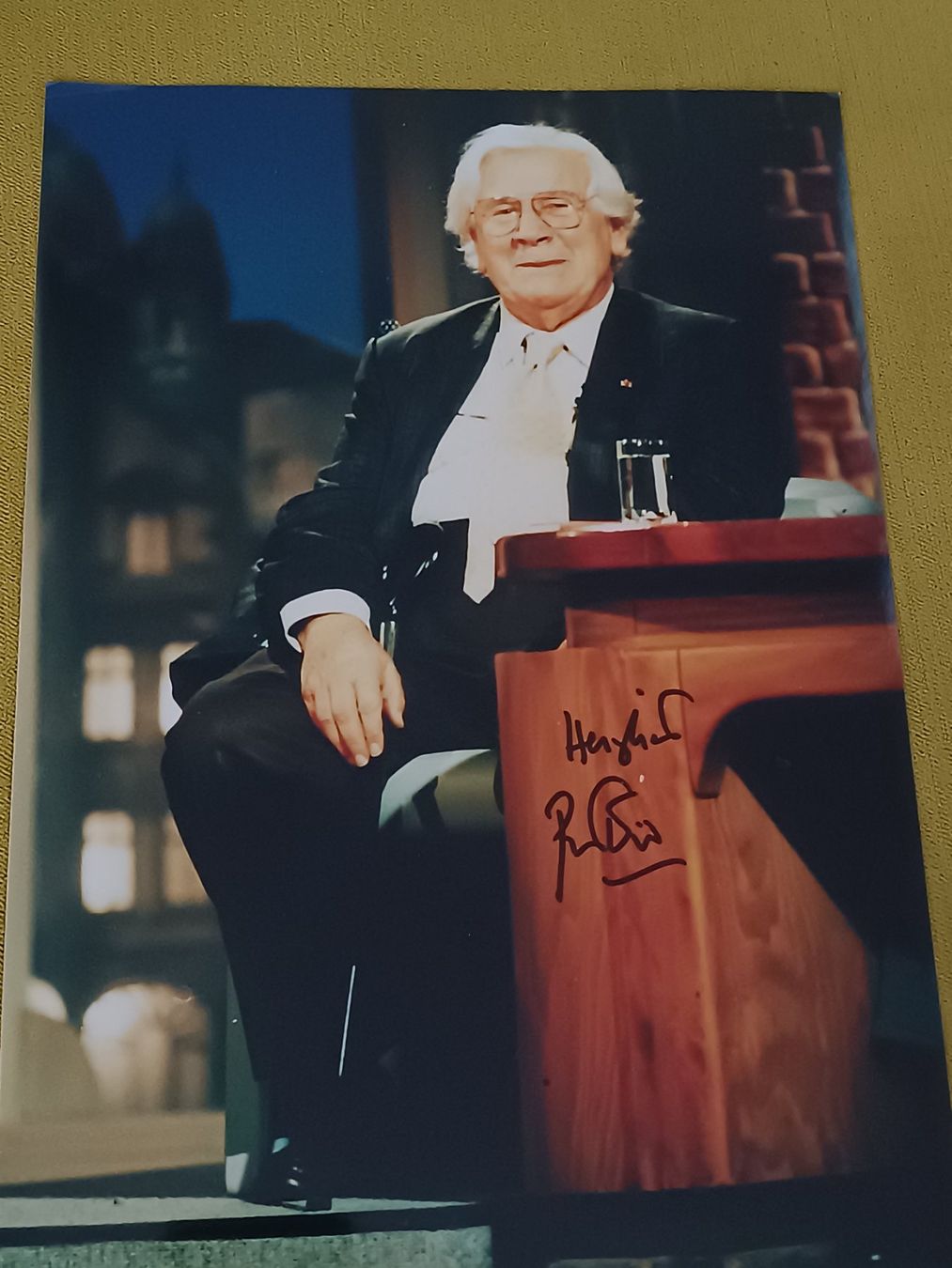Autografi: Peter Ustinov - handsigniert 20x30cm – Usato da Menziken venduto da Artographs