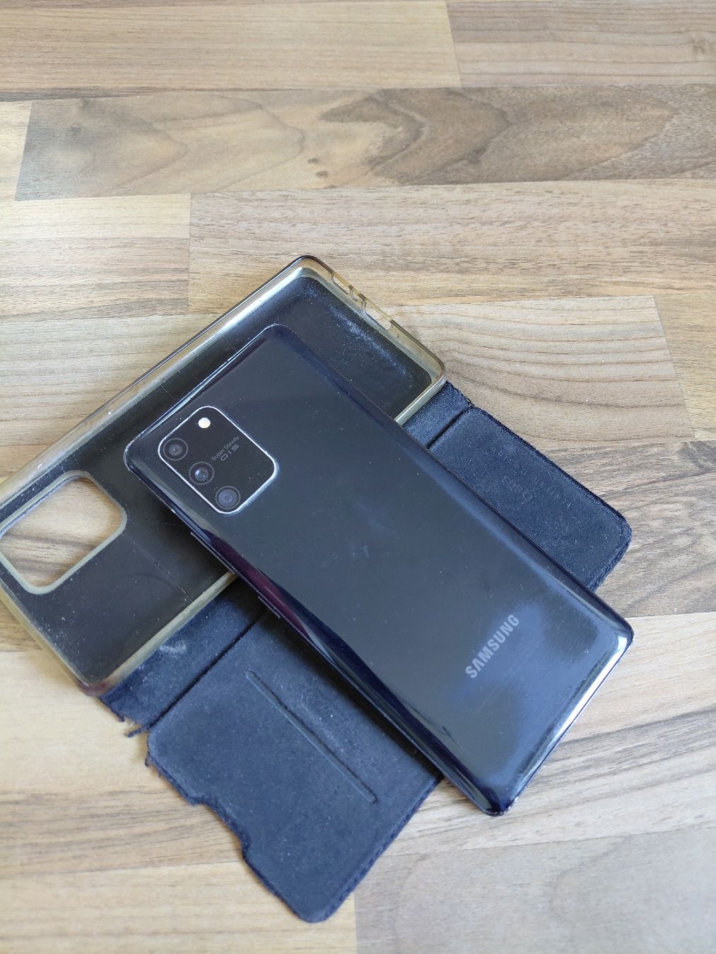 Samsung Telefoni cellulari / Smartphones: Samsung Galaxy S10 Lite Smartphone – Usato da Dulliken venduto da liv_b665 2