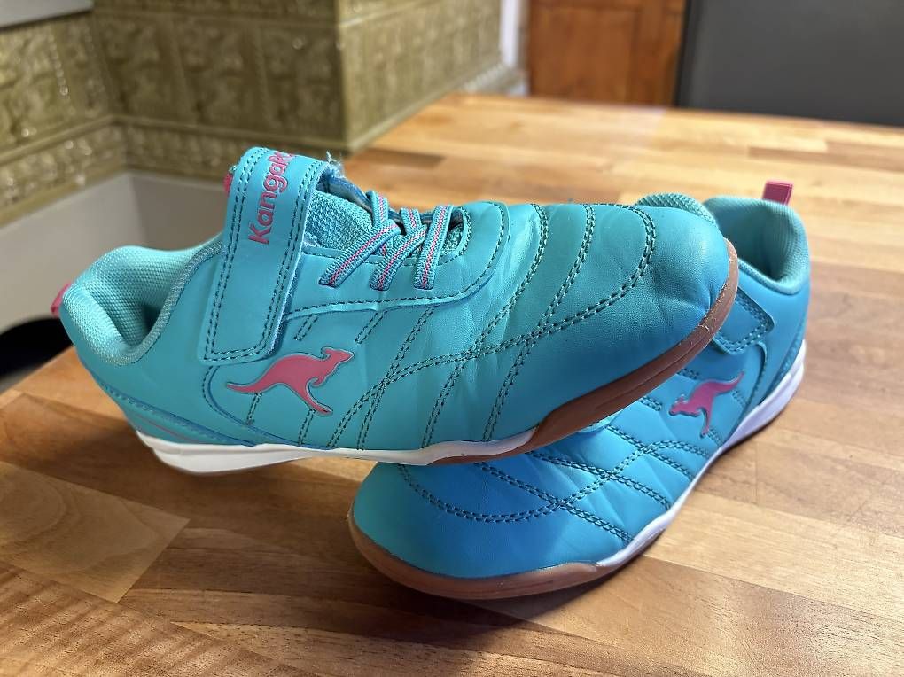 Scarpe per ragazzi: Hallenschuhe – Usato da Pfyn venduto da rec_v7rg