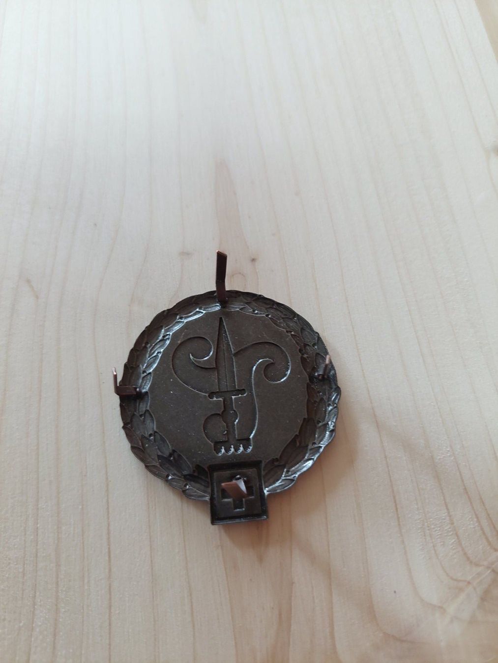 Schweizer Armee Placchette & Badge: Abzeichen Grosser Verband (Béretemblem) – Usato da Oberegg venduto da 6klee6 1