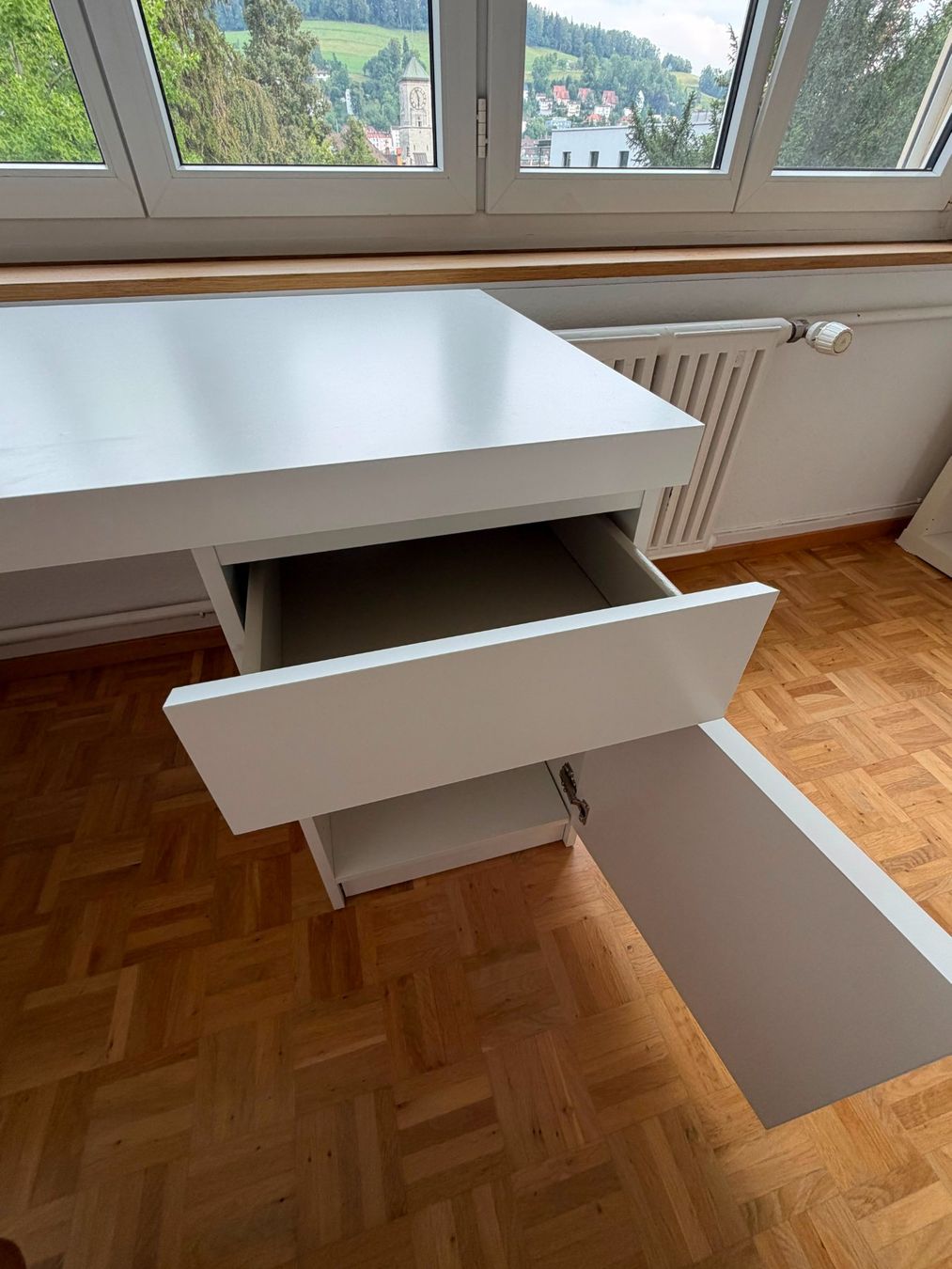 Ikea Schreibtische: Weisser Schreibtisch – Gebraucht aus Bäch SZ von nonobscura 1