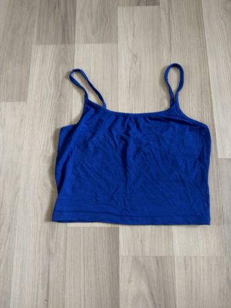 2 Crop top