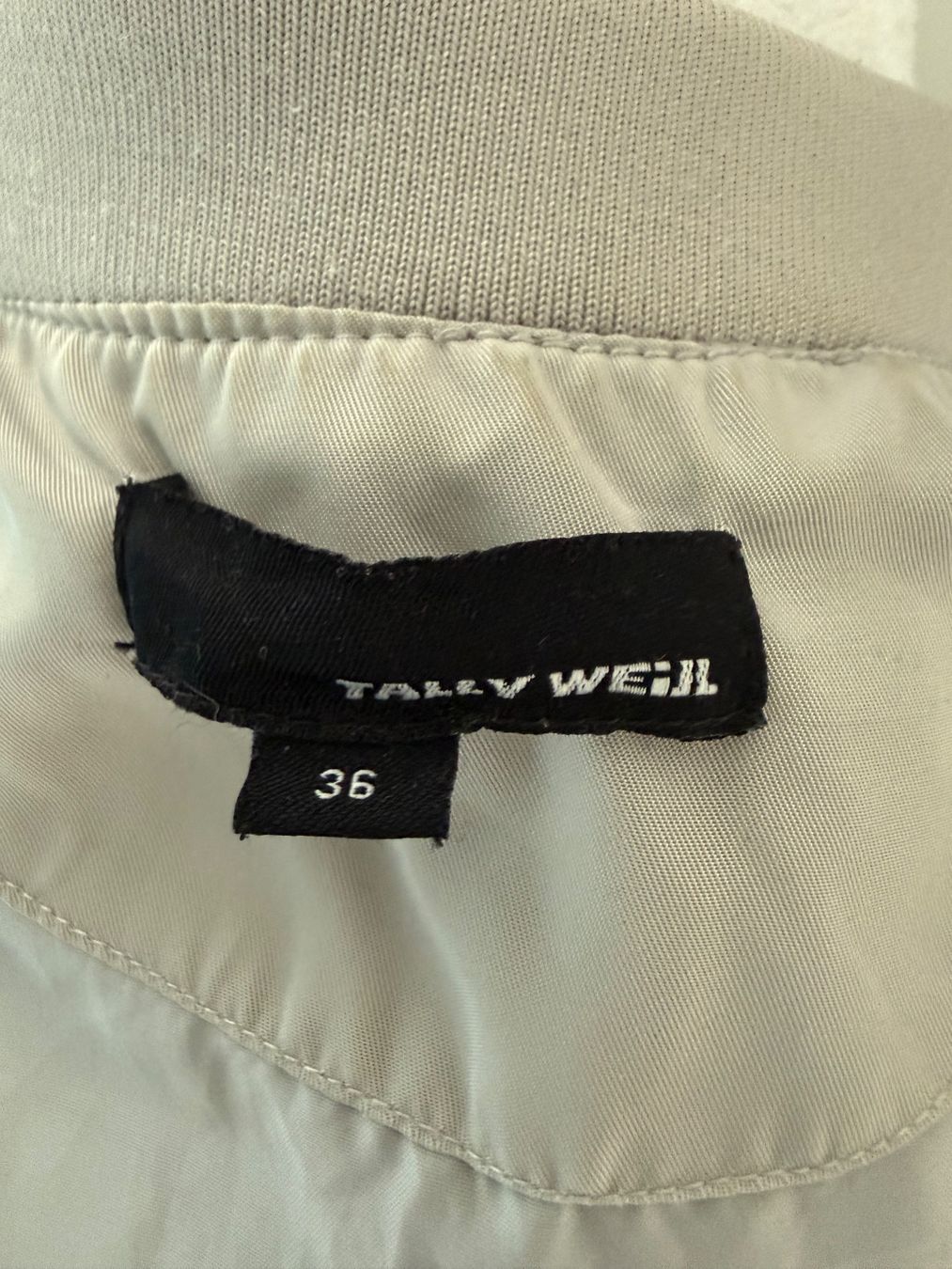 Tally Weijl Giacche: Graue Bomberjacke mit Reissverschluss – Usato da Altendorf venduto da Ga04 4