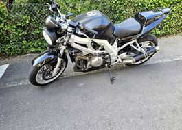 Suzuki SV1000 | 46’000 km | MFK 2023 | STS | Custom Naked