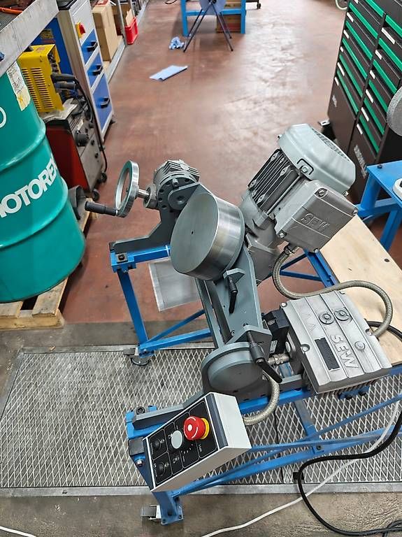 Tutte le macchine: Schwenktisch mit Rundachse elektrisch – Usato da Oberburg venduto da Wengaboy89 3