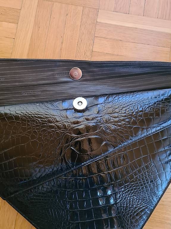 Versace Borse da donna: Gianni versace pochette vintage – Usato da Cossonay-Ville venduto da bricbroc 2