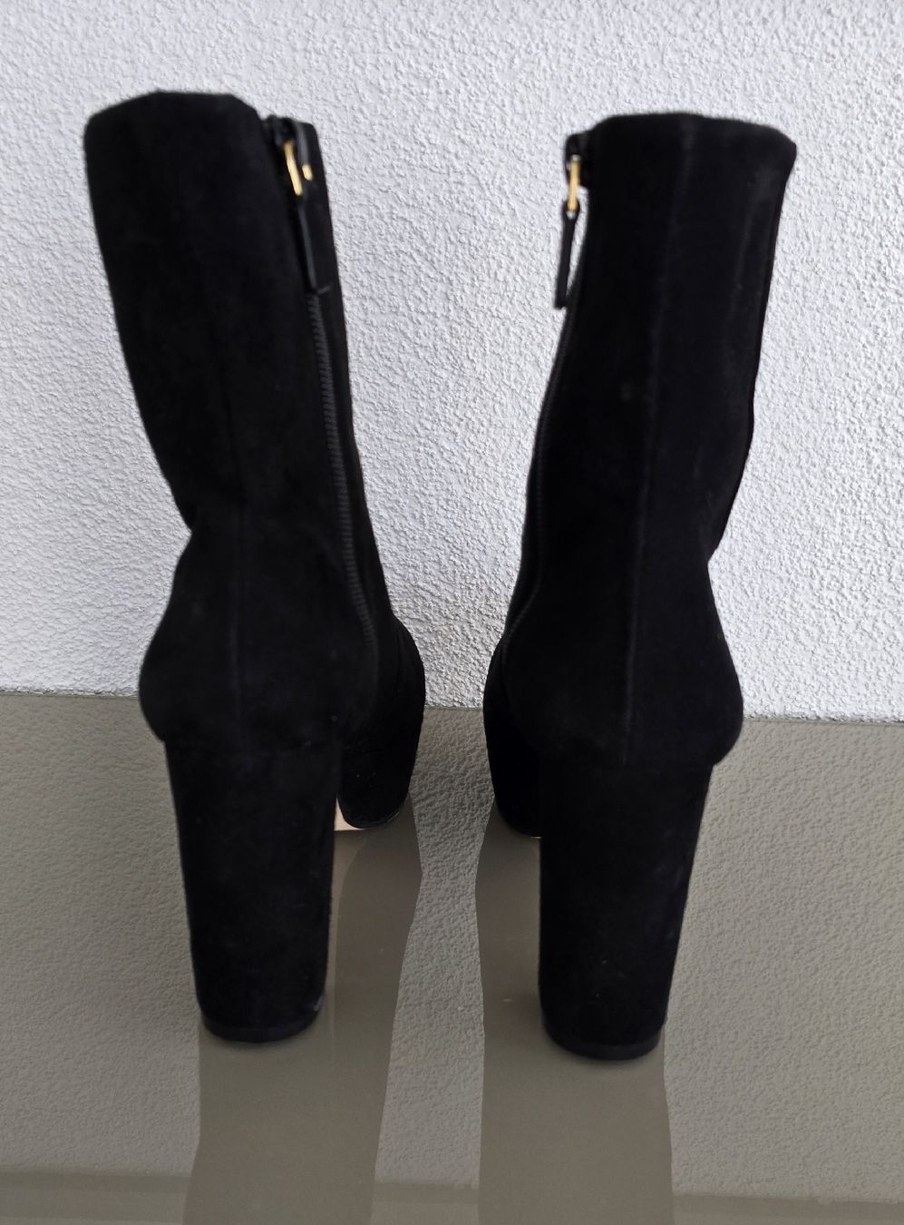 Stuart Weitzman Scarpe da donna: Stiefelette Stuart Weizmann 37 schwarz Wildleder – Nuovo e nell'imballaggio originale da Untereggen venduto da cla_kb2w 2