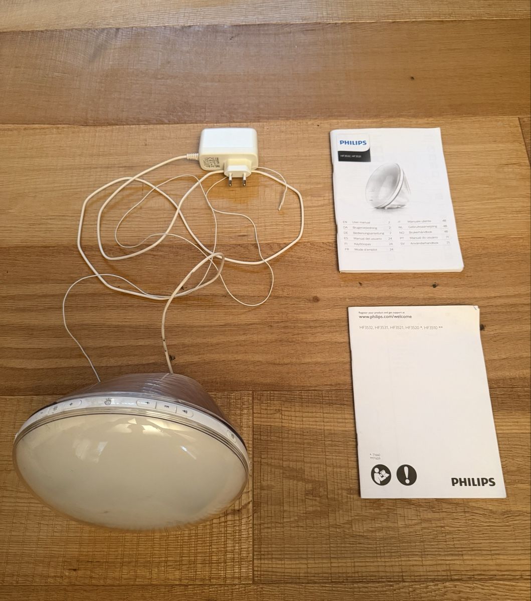 Philips Wecker: Philips Wake-up Light HF3531 – Gebraucht aus Zürich von sen_khf5