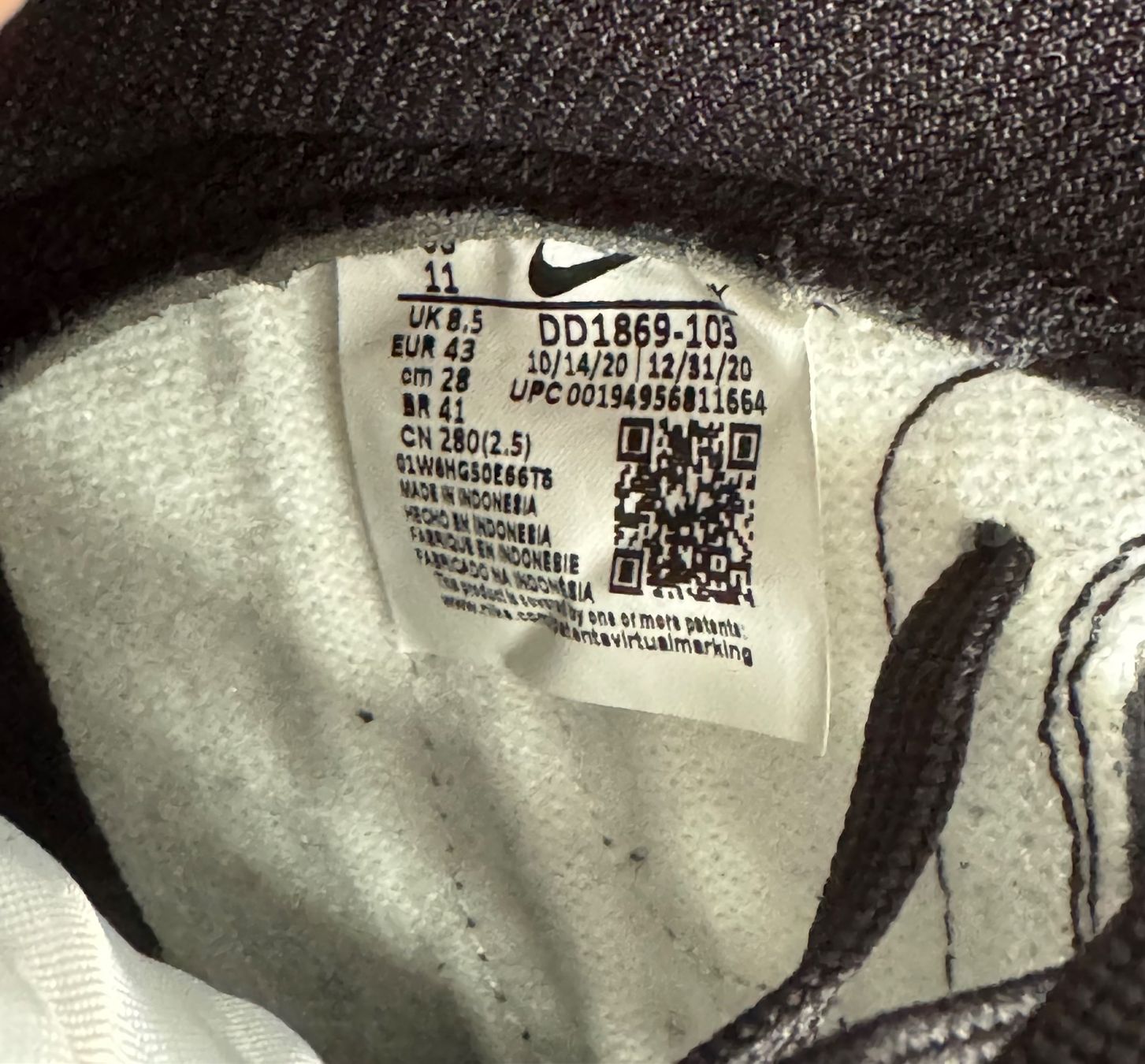 Nike Scarpe da uomo: Nike Dunk High Panda.. EU 43 – Usato da Tuggen venduto da Kawest0 4