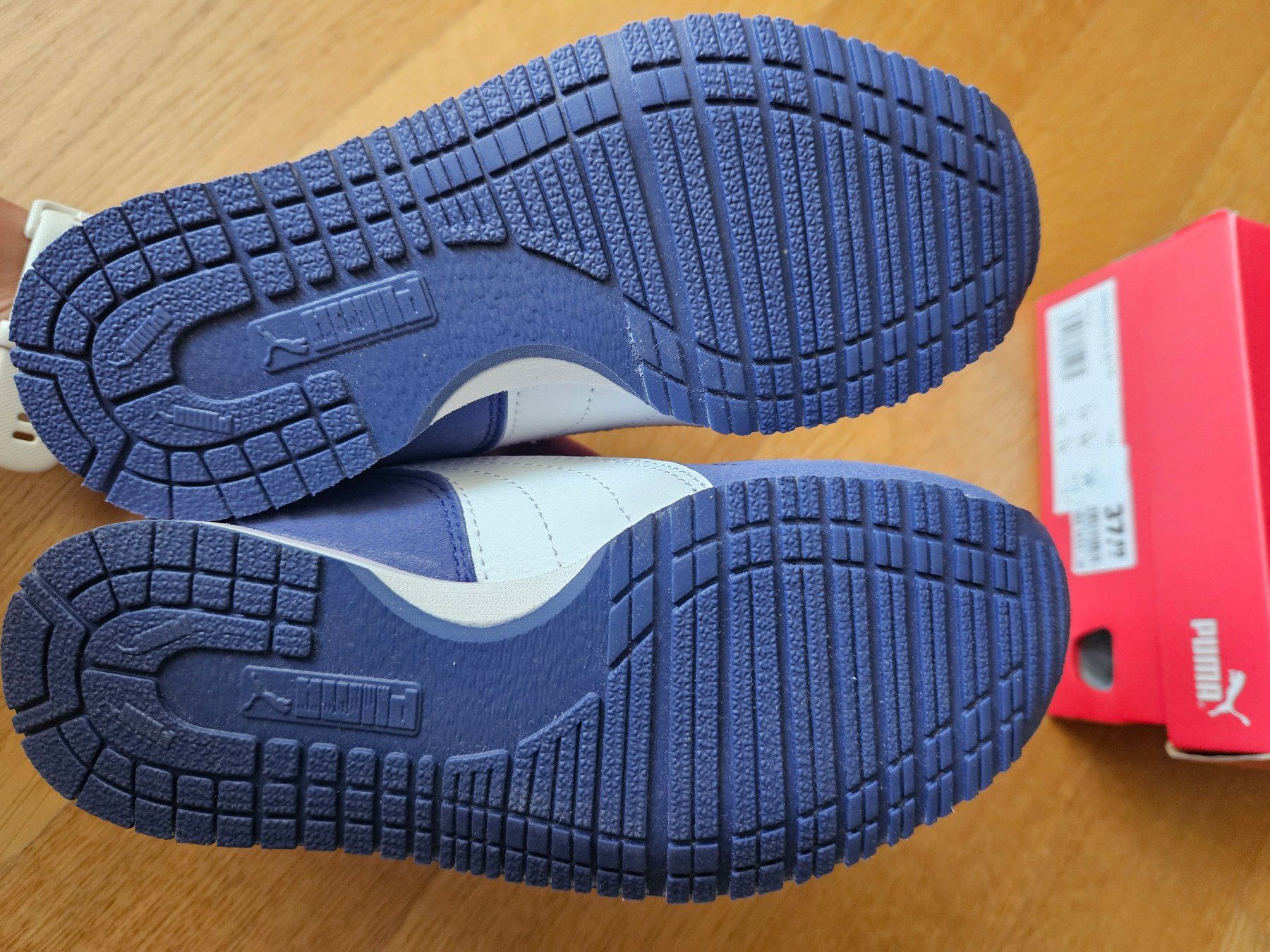 Chaussures hommes: Sneakers Puma Gr.32 Neu und original verpackte – D'occasion à Winterthur par wintirus 1