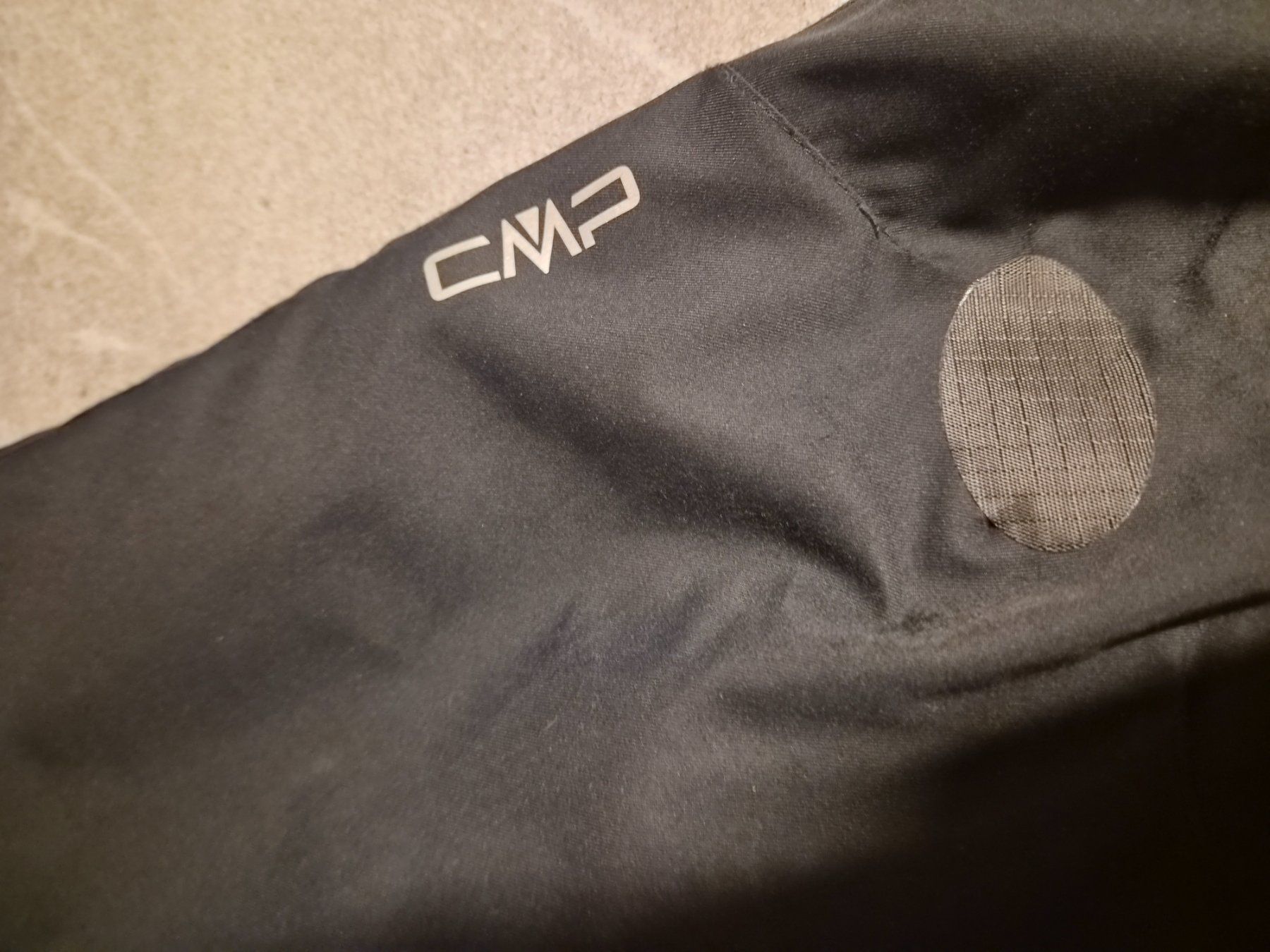 CMP Pantalons: 2 schöne CMP Skihosen Gr.140 – D'occasion à Konolfingen par torina85 2