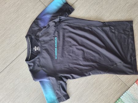 under armor top