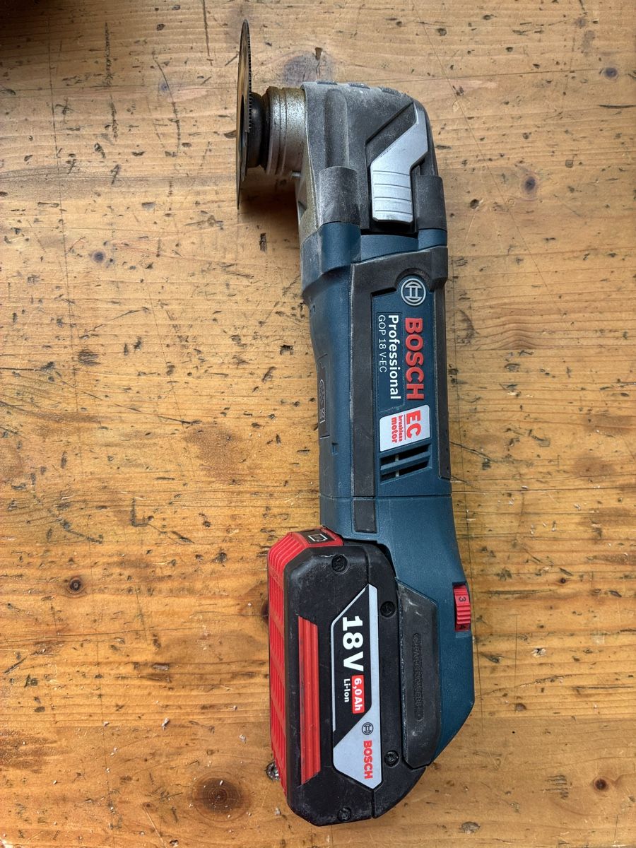 Bosch Tutti gli attrezzi: Bosch GOP 18 V-EC Cutter – Usato da Busswil BE venduto da top_6sdg 2