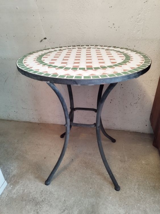 runde-mosaik-tisch-balkon-terrasse-garten-gebraucht-in-r-ti-zh