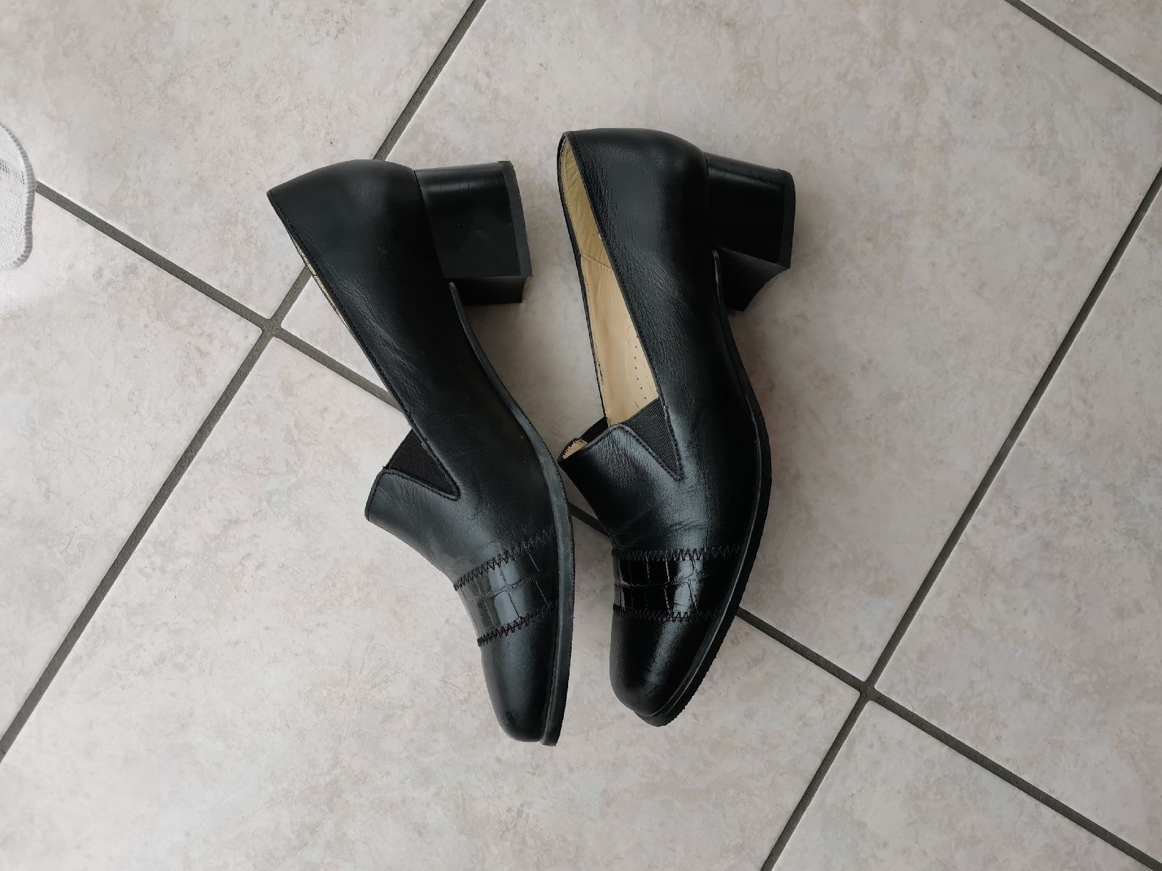 Scarpe da donna: Chaussures dame no 39 – Nuovo (secondo la descrizione) da Cournillens venduto da masoeur 1