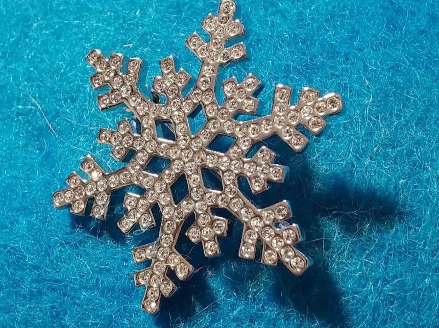Swarovski Brosche Schneestern Kaufen auf Ricardo