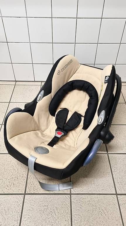 Carrozzine: Poussette Bugaboo Cameleon – Usato da Chez-le-Bart venduto da Rouz 4