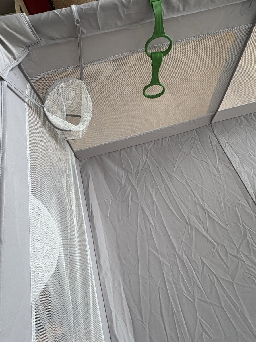 Box & Barriere di sicurezza: Play pen for baby 162x200 – Usato da St. Gallen venduto da ott_f827 3