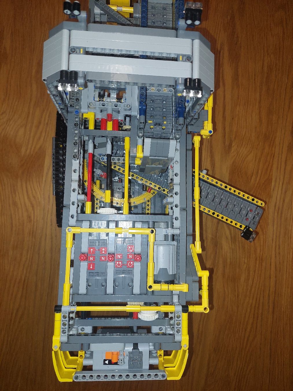 Lego Baukästen: Lego Technic 42055 Bucket Wheel Excavator  – Gebraucht aus Adliswil von kurin 9
