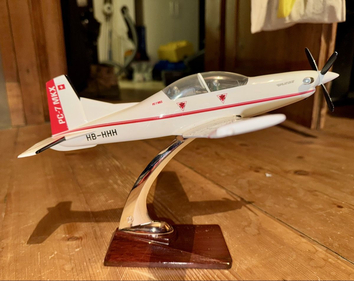 Modellbausätze & Standmodelle: Pilatus PC-7 MKX – Neu und originalverpackt aus Stans von nomoresmokesignals 2