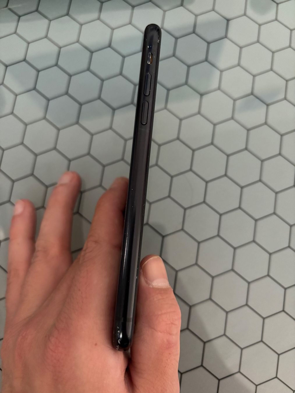 Apple Telefoni cellulari / Smartphones: iPhone XR Schwarz 64 GB – Usato da Basel venduto da LH_01 5