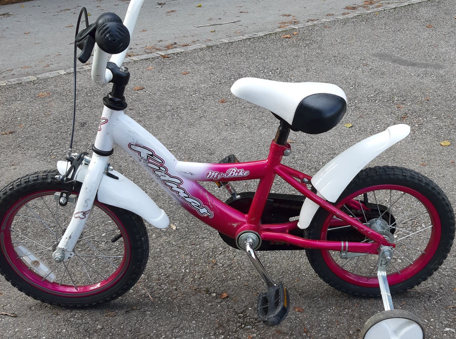 Veicoli per bambini: Vélo fille rose et blanc 14' – Usato da Lignières venduto da Martiflex