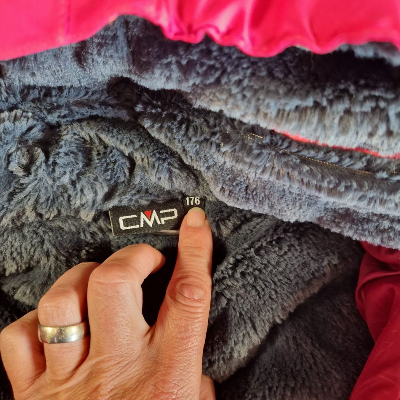 Jacken & Mäntel: Schöne Mädchen Winterjacke gr.176 – Gebraucht aus Wiler b. Seedorf von rwunf1 3
