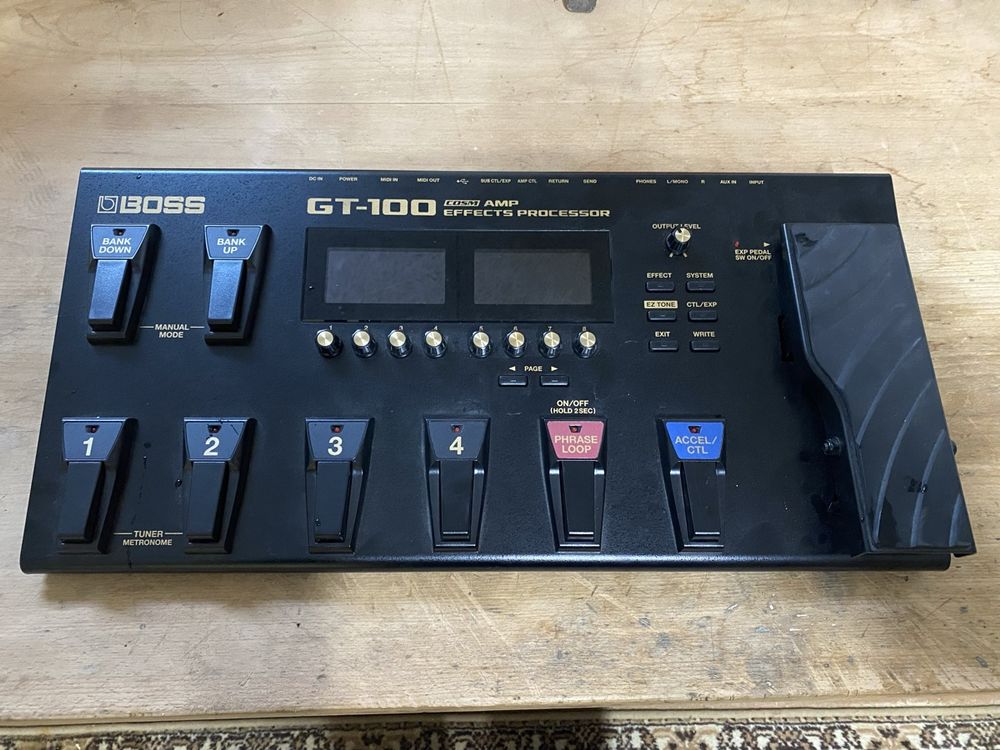 PedalBoard Boss GT100 Acheter sur Ricardo