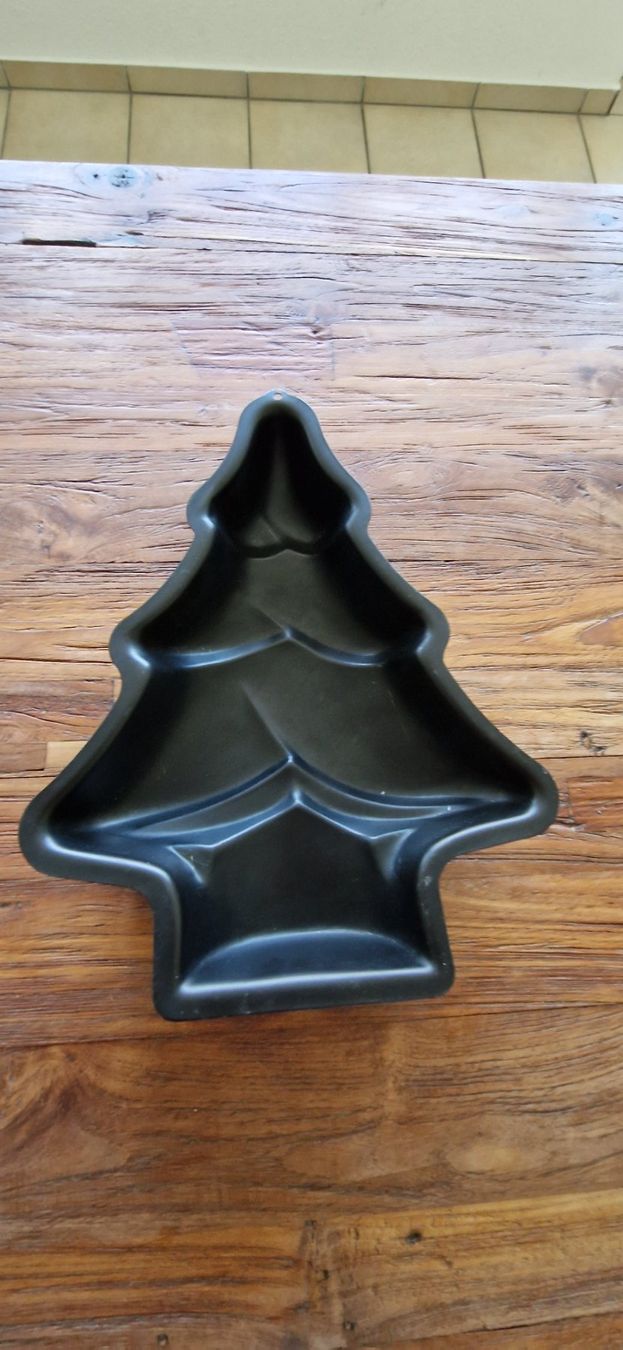 Teglie da forno: Backform Tannenbaum – Usato da Zeiningen venduto da rimoni 1
