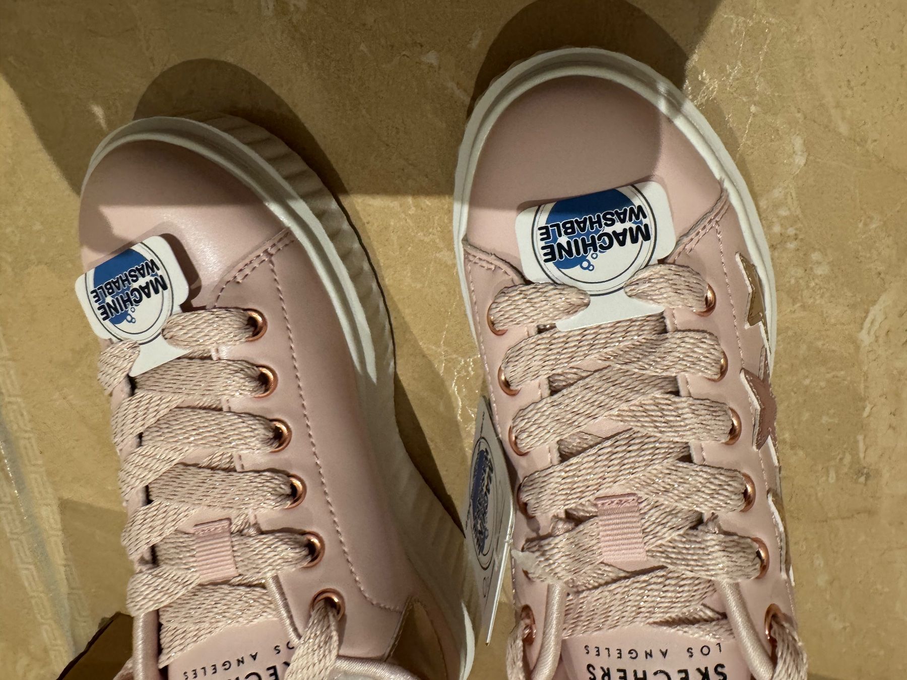 Skechers Scarpe per ragazze: Skechers neue coolste Turnschuhe, 28.5 – Nuovo e nell'imballaggio originale da Klingnau venduto da Markus14 5