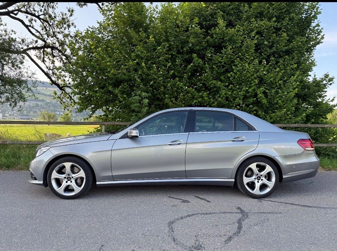 Mercedes-Benz Automobili: Mercedes Benz E400 4 Matic ab MFK – Usato da Uetendorf venduto da Sim83 2