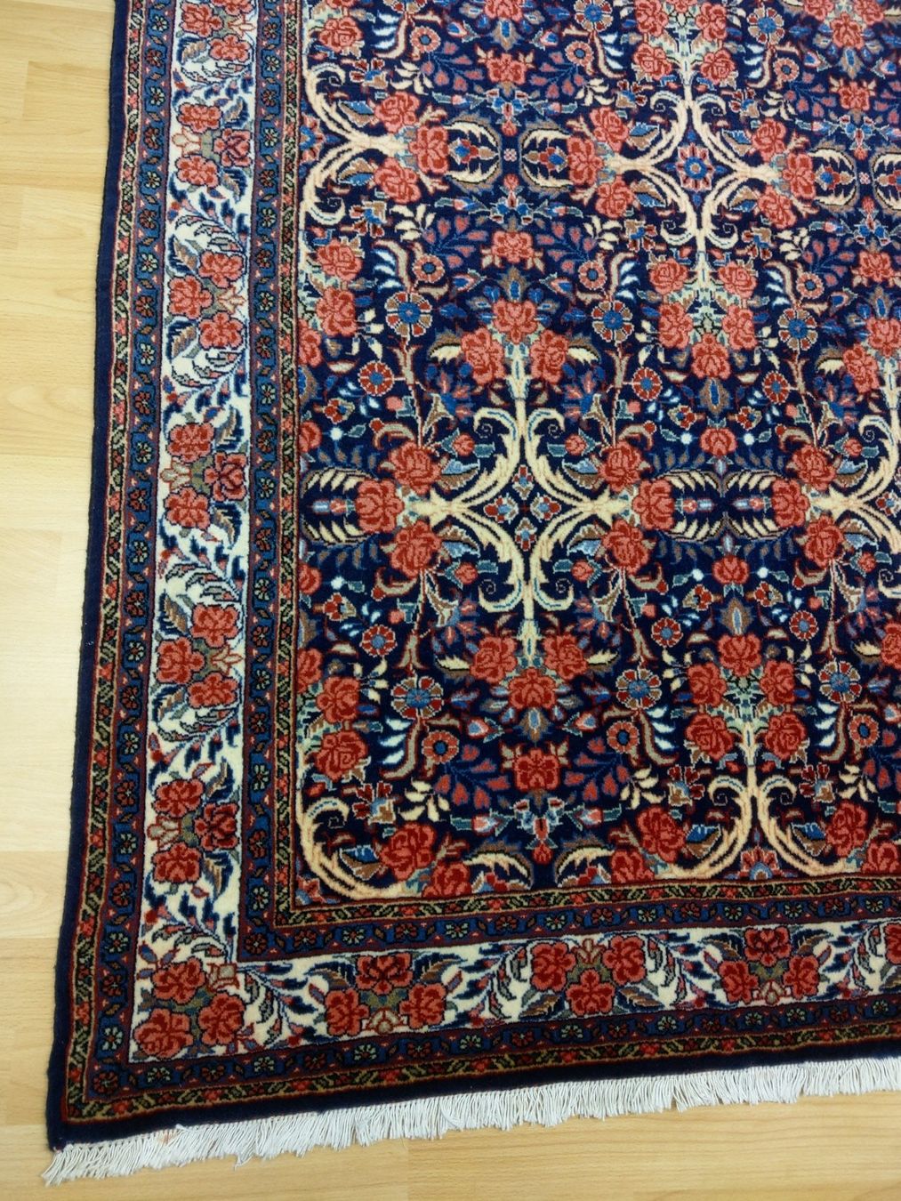 Bidjar Tappeti: Wunderschöner Rosen Bidjar 112 x 166 – Nuovo (secondo la descrizione) da Horgen venduto da ilanist 5