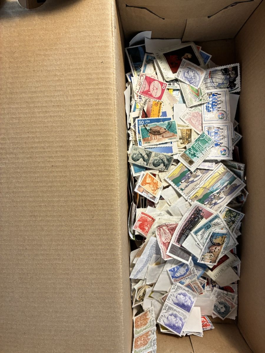 Tutti i francobolli: Briefmarken weltweit – Usato da Casaccia venduto da Abc0376 2