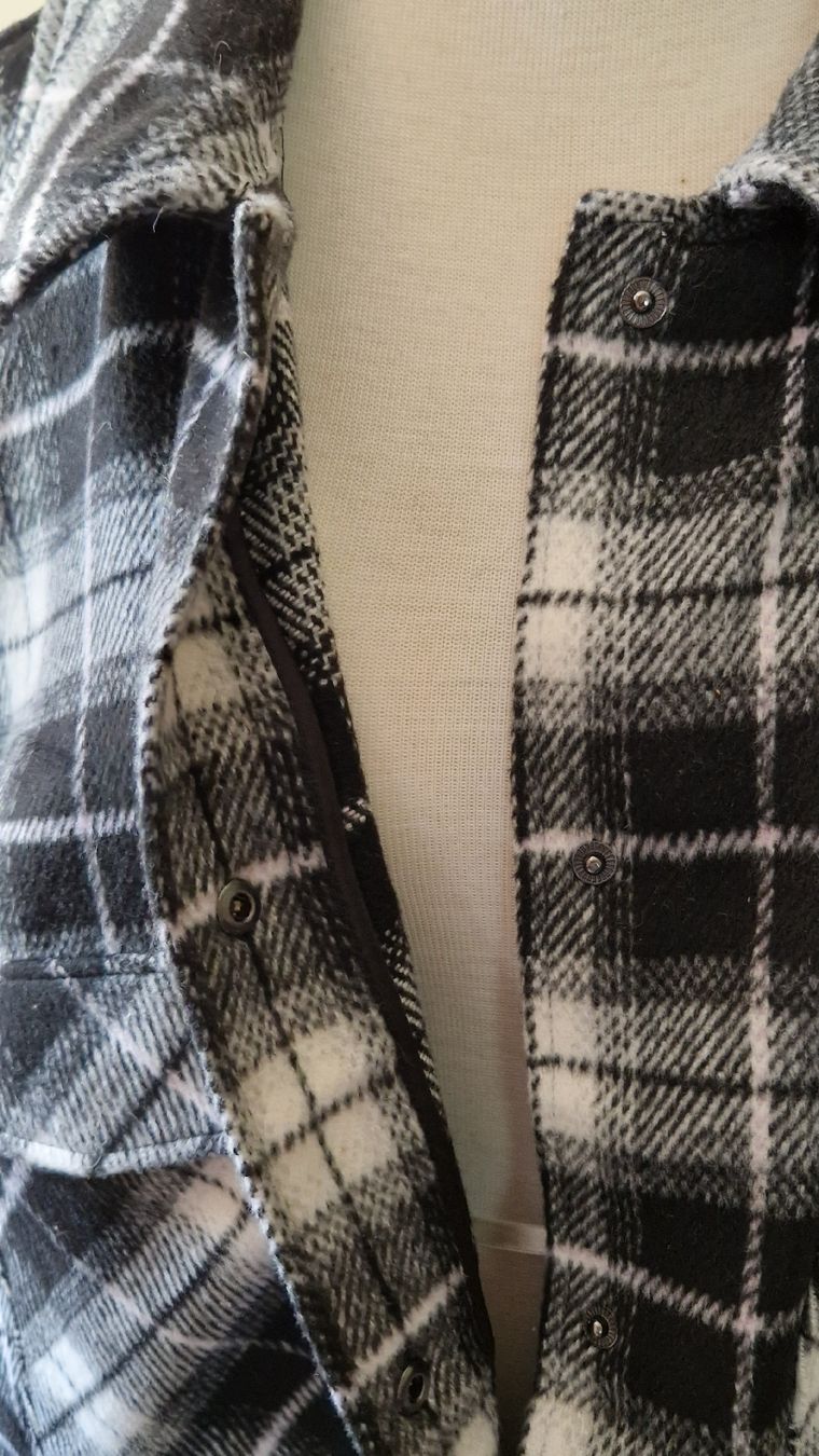 H&M Gilet & Giacche: Schwarz-weiss-karierte Flanell-Weste – Nuovo (secondo la descrizione) da Oberengstringen venduto da Sheera7 4