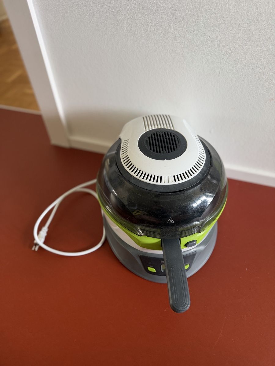 Küchengeräte: Heissluftftritteuse – Gebraucht aus Speicher von rom_j677