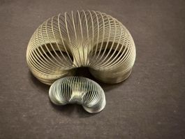 2er Set Metall-Spiralfeder Spielzeug Feder
43
