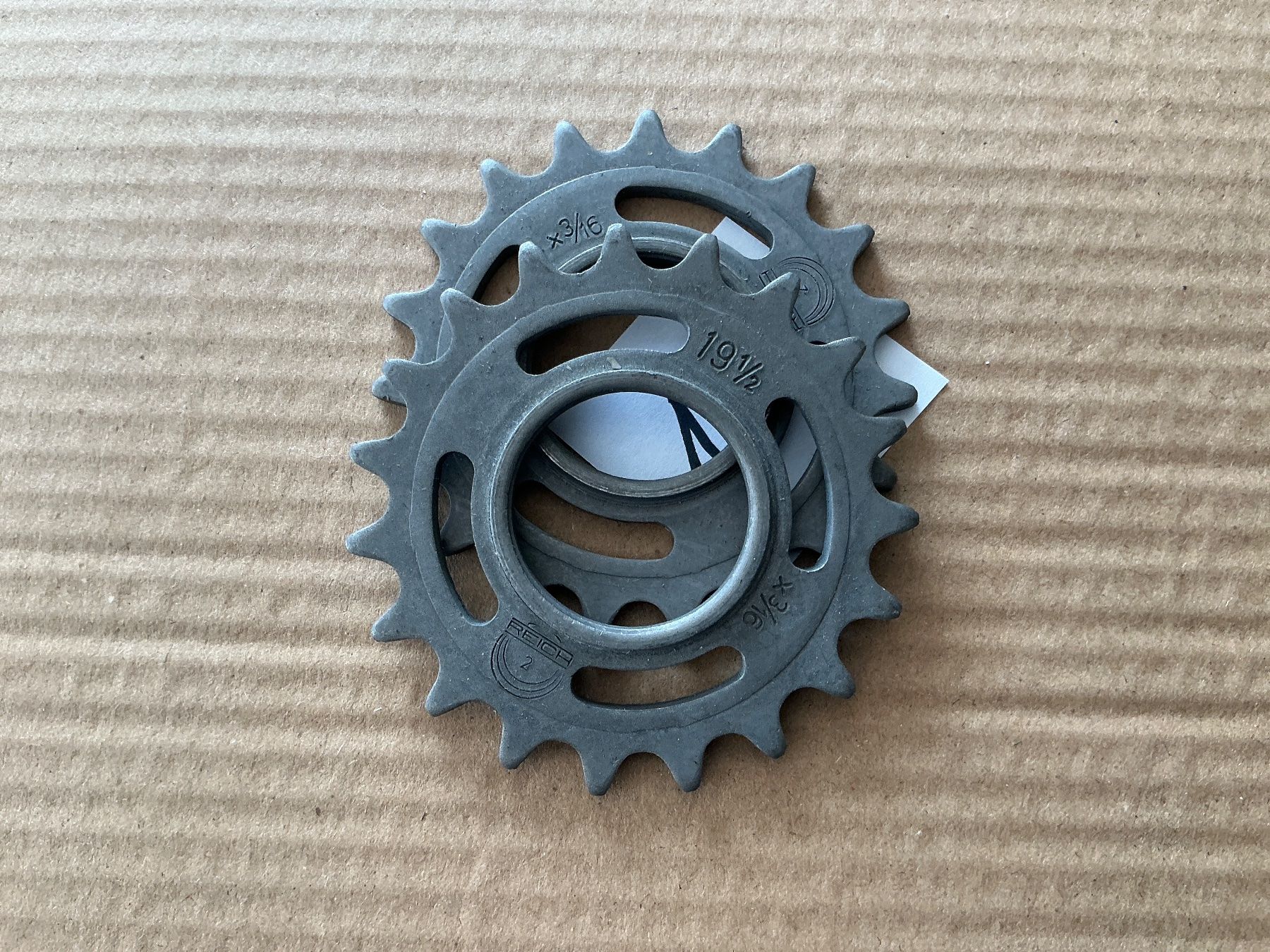 Pièces détachées: 2 Militärvelo Ritzel – Neuf (Voir description) à Münsingen par ernstzehr