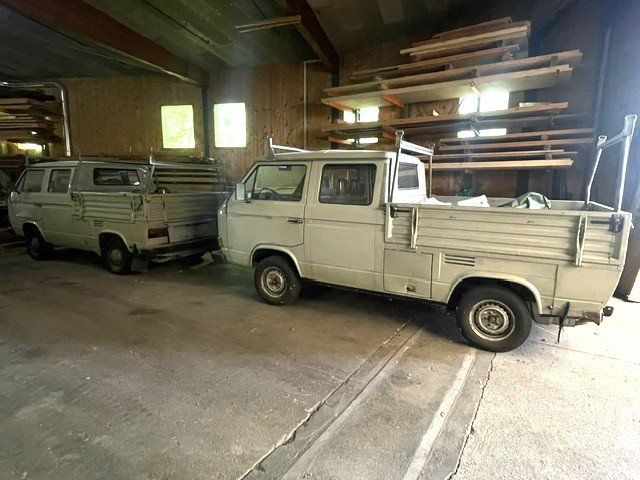 VW Veicoli commerciali: Zwei VW T2 Doppelkabinen DOKA, Oldtimer – Usato da Emmenmatt venduto da wal_d6lq