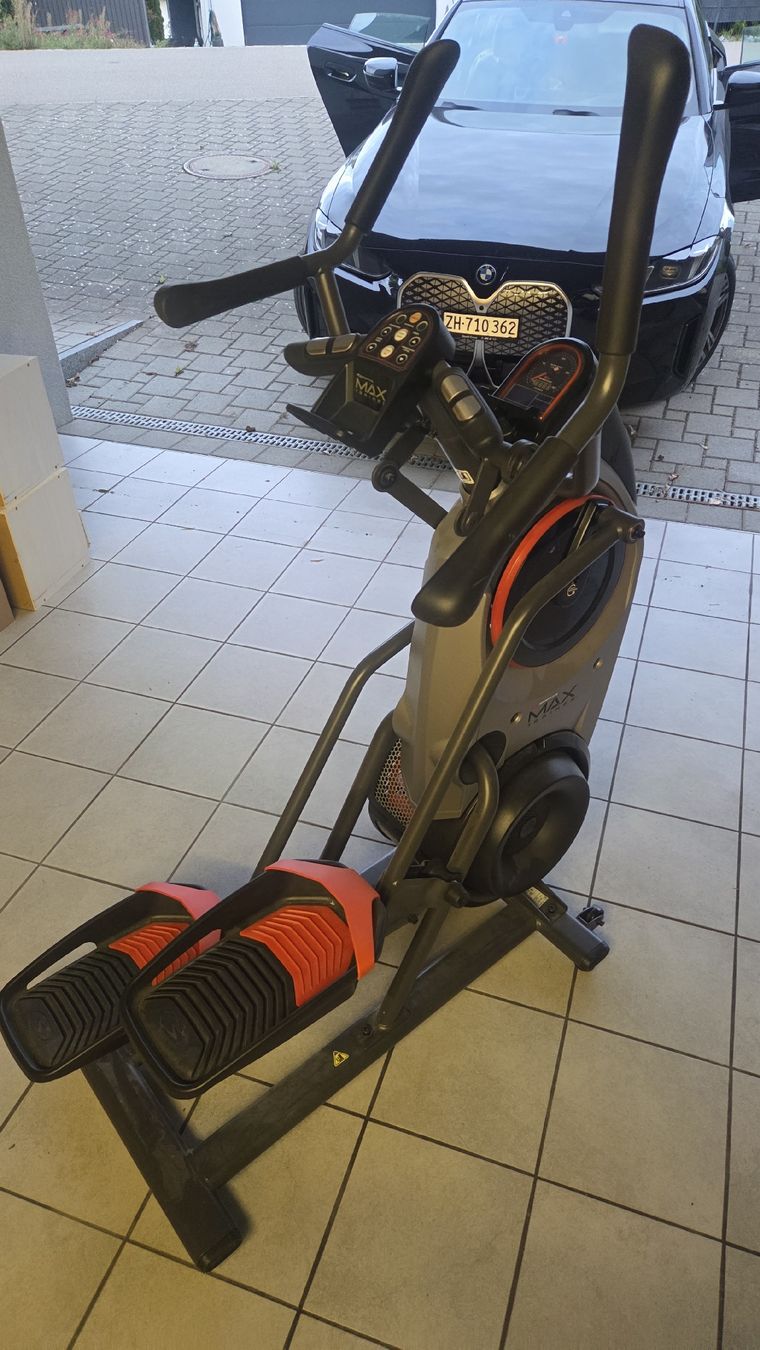 Bowflex Hometrainer: Crosstrainer Bowflex Max Trainer M5 gebrauchter Zustand – Usato da Wängi venduto da Stitch07 1