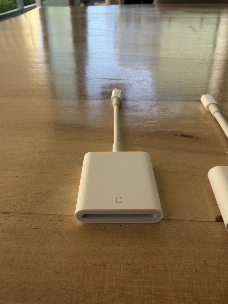 Apple Unità & Adattatore: Apple Lightning Adapter HDMI, SD Card und USB – Usato da Otelfingen venduto da Otto4 2