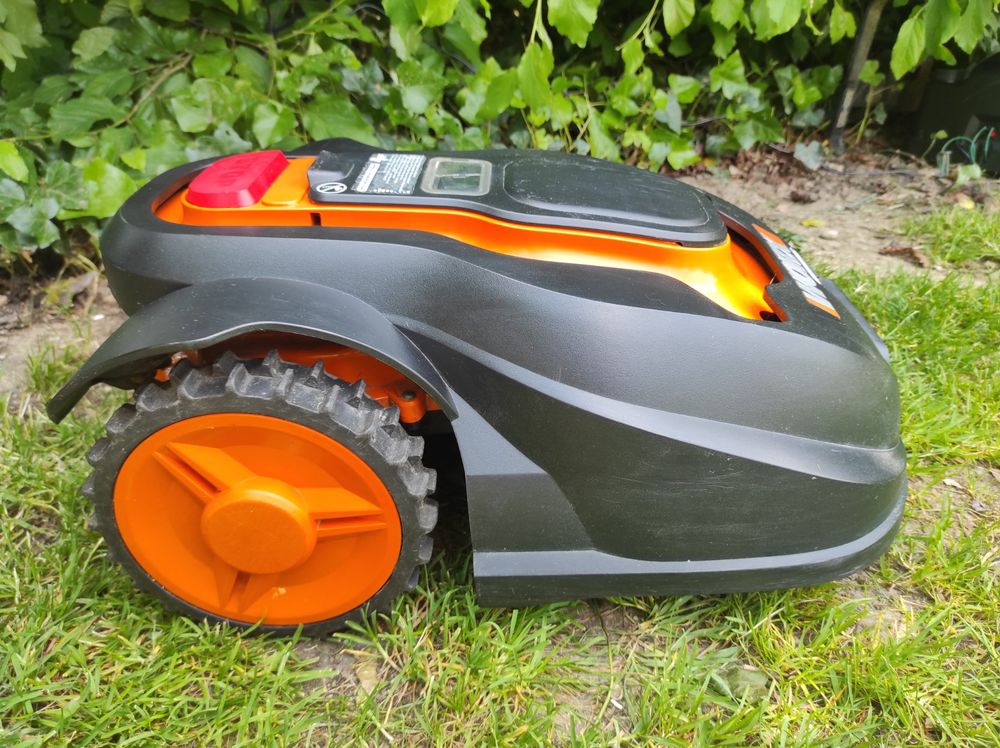 Rasenroboter Worx Landroid 756E (Gebraucht) in Wiler b. Utzenstorf für ...
